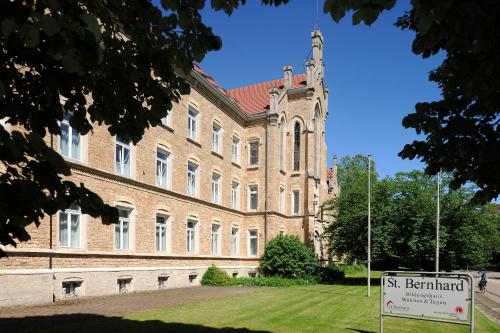Bildungshaus St. Bernhard - Wohnen und Tagen
