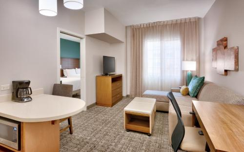 Staybridge Suites - Gainesville I-75