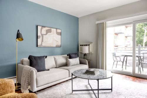 Ideal Longwood 1BR nr Mission Park BOS-668 in Boston, USA