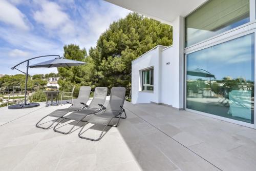 Villa image 8