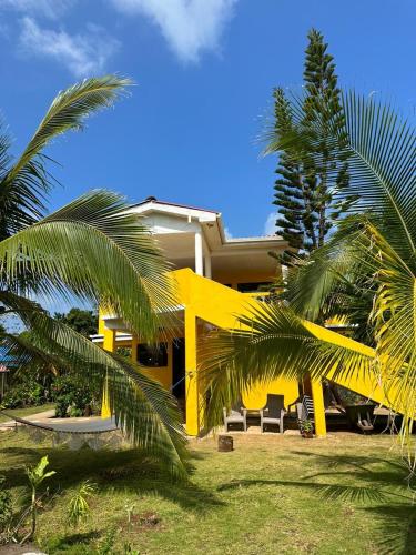 Sunshine Hotel in Νησί Λιτλ Κορν