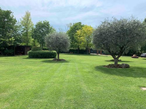  Villa Paradiso nel verde in Ponte San Marco