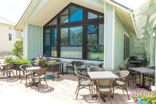 Quiet Luxury Condo at Cinnamon Shore w Amenities in Port Aransas, USA
