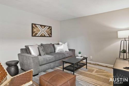 Pet Friendly w Pool Near Mueller Free Parking in Austin, USA