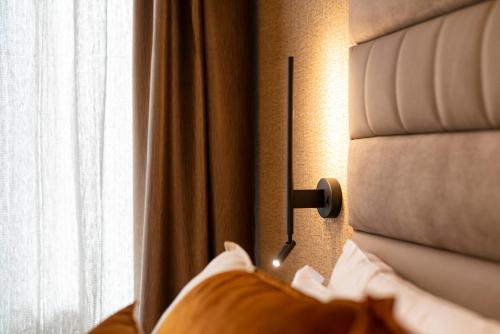 Royal Rooms - Via Del Corso - image 11