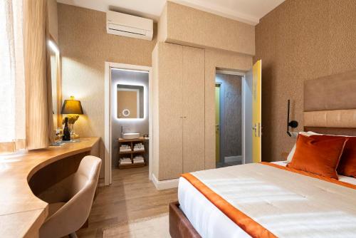 Royal Rooms - Via Del Corso - image 6