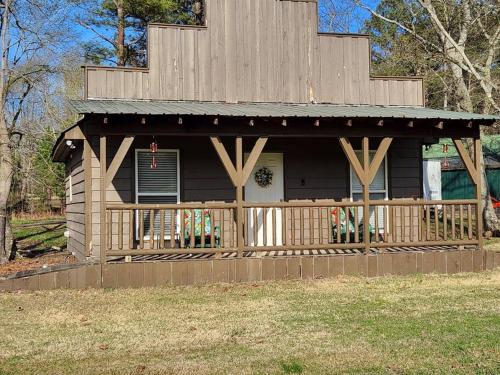 10. swan creek cabin