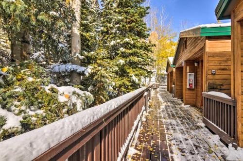 The Cottages: Chic Ski-In/Ski-Out Mountain Condo! in Circleville (UT)