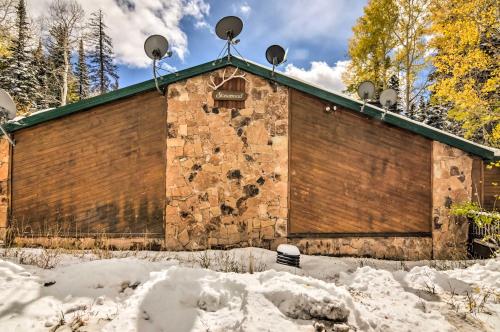 The Cottages Chic Ski-InandSki-Out Mountain Condo!