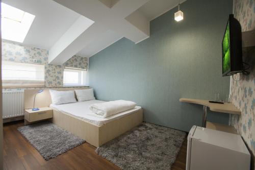 1 twin bed