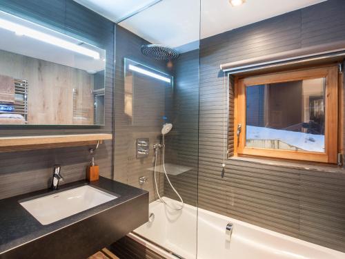 Chalet Courchevel 1650 6 pièces 10 personnes - FR-1-563-11 - image 10