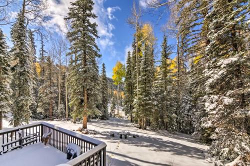 The Cottages: Skiers Escape Half-Mi to Eagle Point in Circleville (UT)