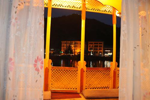 Houseboat New Pala palace photo 3