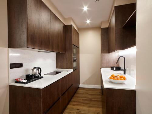 廚房, 澤尼特兩公主酒店 (Zenit Dos Infantas) in 薩莫拉市中心