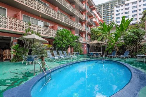 Royal Grove Waikiki