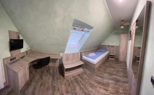 吾王酒店  吾王酒店