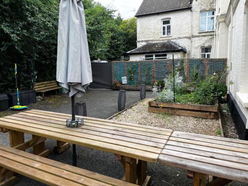 Dārzs, Private 7 bed wing of former farmhouse, edge of Exmoor, sleeps 16 in East Anstey
