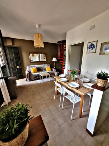 Casa Gladioli con Ampio Giardino gîte à louer Casa San Guido