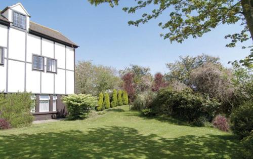 Smithaleigh Farm Rooms and Apartments