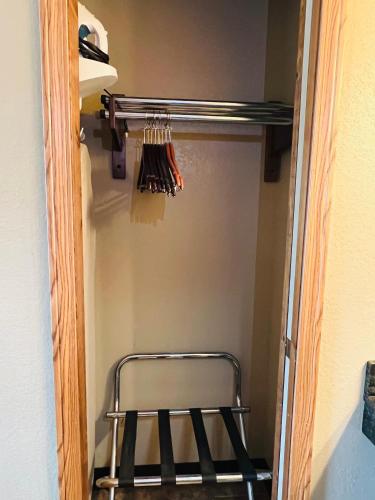 1 twin bed