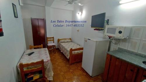 2 bedrooms, 2 beds