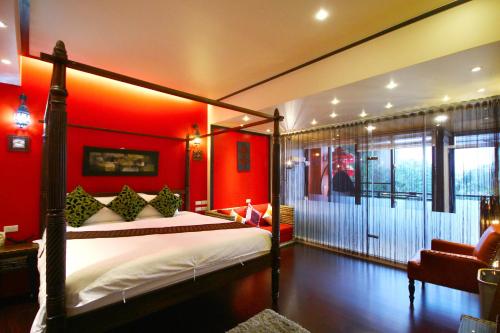 미스터리 13 B&B