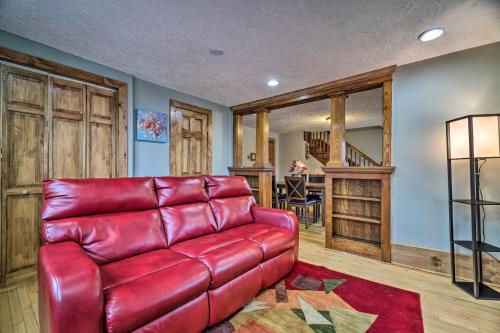 Scotrun Home Centrally Located to Area Resorts in Scotrun, USA