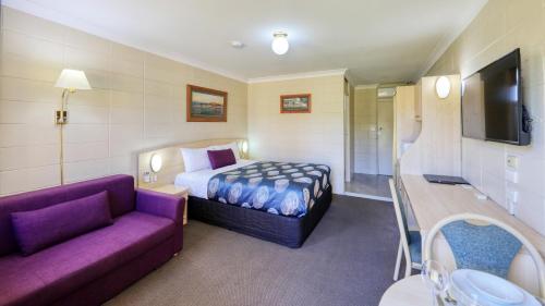 Cootamundra Gardens Motel Room Type - Deluxe Queen Room