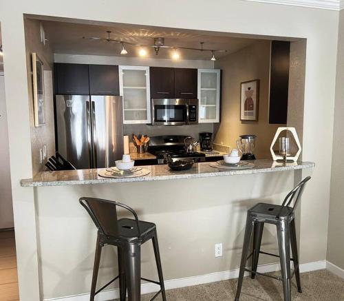 Hollywood Awesome Stay Free parking in Los Angeles (CA)