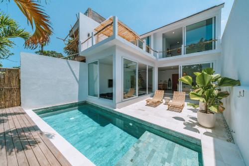 Villa Seseh Breeze - Cozy & Romantic 1BR villa next to Seseh Beach