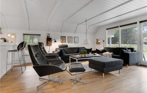 Kitchen, Pet Friendly Home In Blavand With Sauna in Vejers Strand