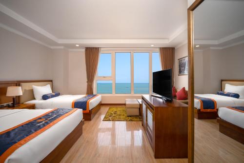 BlueSun Danang Beach Hotel