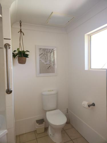 Two-Bedroom Apartment with Spa Bath image 8
