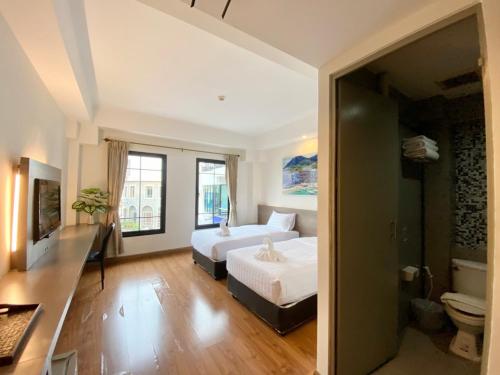 Bathroom, View Dee BKK Airport Residence near Debsirin Romklao School