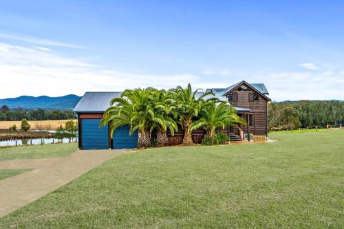 Entrance, Acreage Home in The Heart of Hunter Valley in Millfield