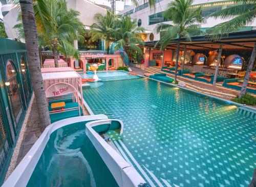 A-One The Royal Cruise Hotel Pattaya - SHA Extra Plus