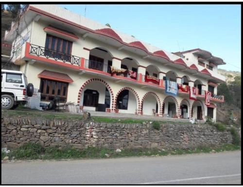 B&B Uttarkāshi - Hotel Krish Motel and Restaurant, Uttarkashi - Bed and Breakfast Uttarkāshi