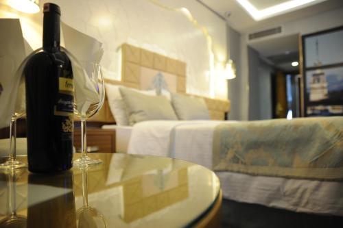 TAKSIM STAR Room Type - Honeymoon Suite Packages