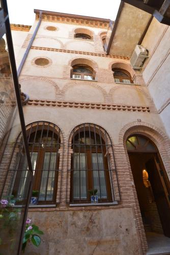 Apartamentos La Casa Del Grial - image 14