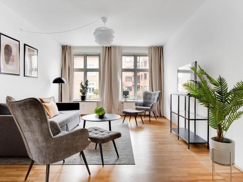  Constantin - Chic 2-Bdr Apt with Balcony in Kopenhagen