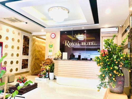 Royal Hotel 60 Nghi Tàm by Bay Luxury