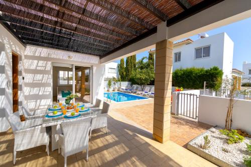 Villa with Private Pool image 4