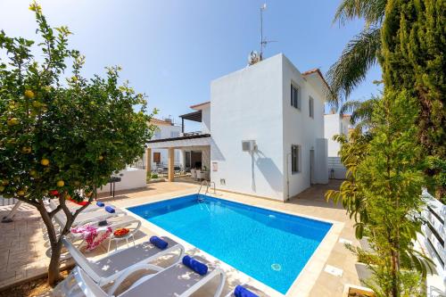 Villa with Private Pool image 3