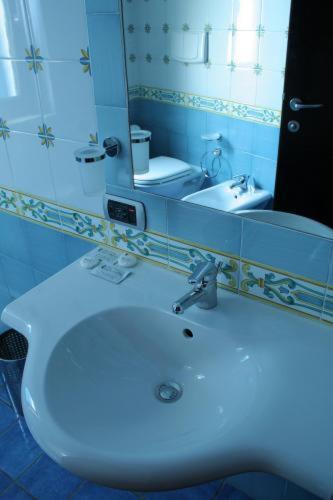 Hotel La Lucertola - image 8