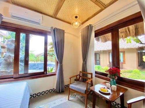 room detail thumbnail 0