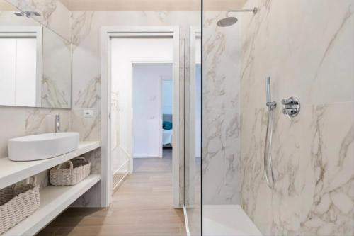 SOFIA LAKE SUITE, Como (zdjęcie 10)
