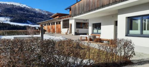 Kert, Steinhof in Gries am Brenner