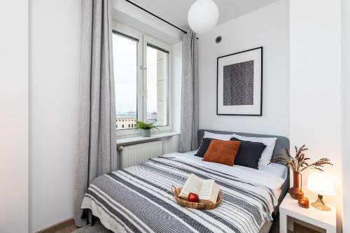 SuperApart plac Konstytucji 6 - Stylowy apartament z Widokiem, Varsavia