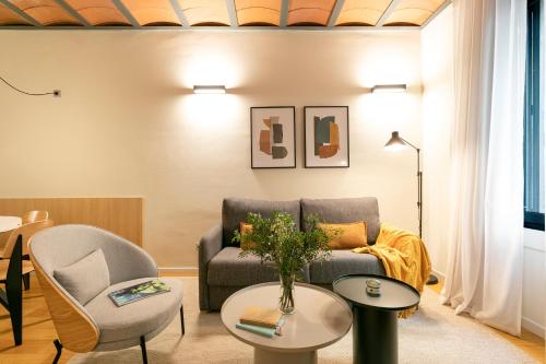 Aspasios Las Ramblas Apartments - image 2