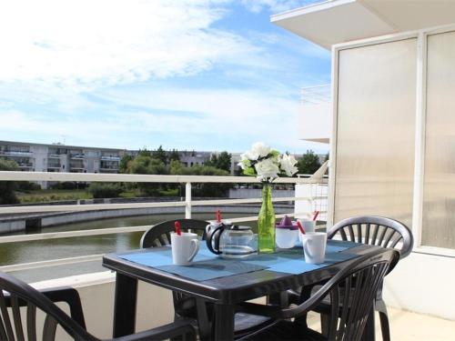 Appartement La Rochelle, 2 pièces, 4 personnes - FR-1-246-17 - Location saisonnière - La Rochelle